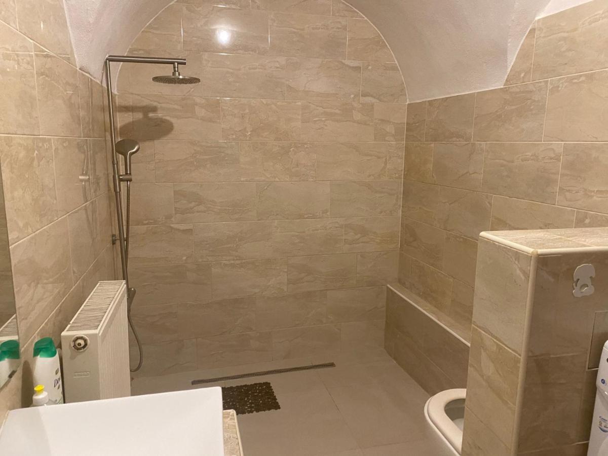 Apartman Fabrik Hainburg an der Donau Buitenkant foto
